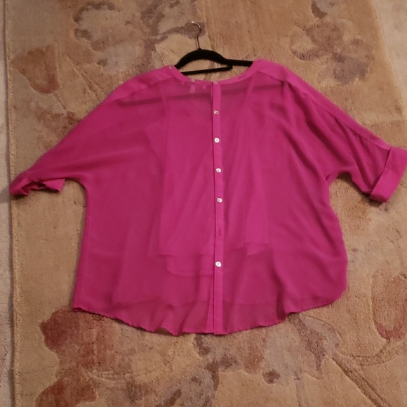 Too - Picture 2 of 2